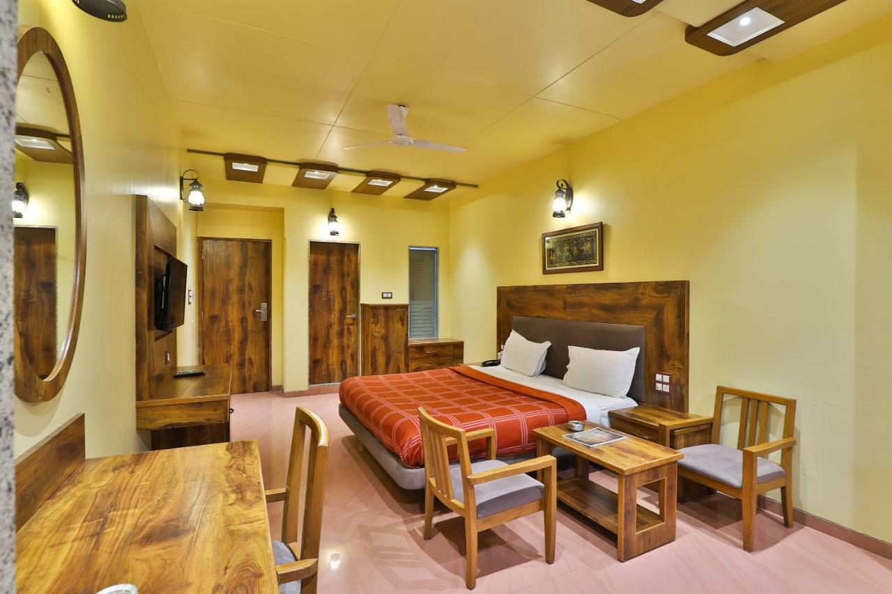Palette - Hotel Ocean Inn Daman Zewnętrze zdjęcie