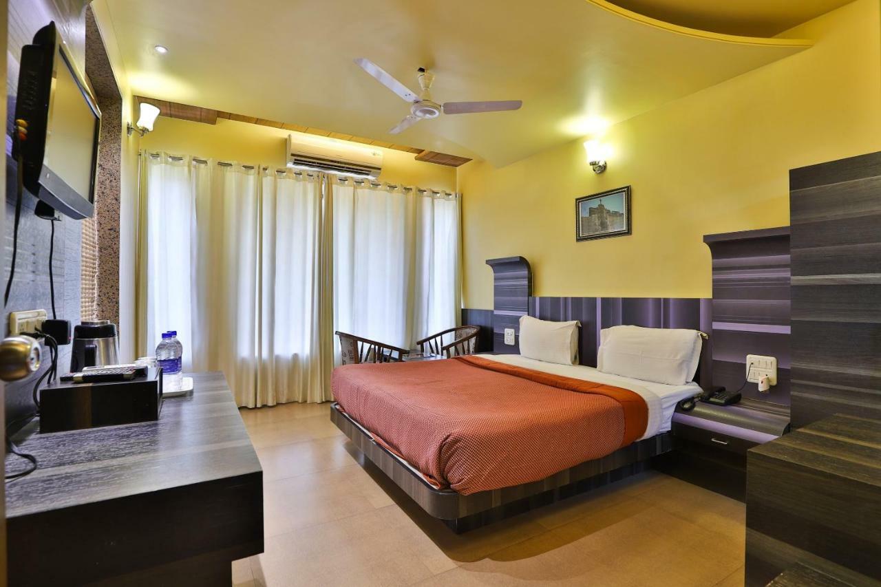 Palette - Hotel Ocean Inn Daman Zewnętrze zdjęcie