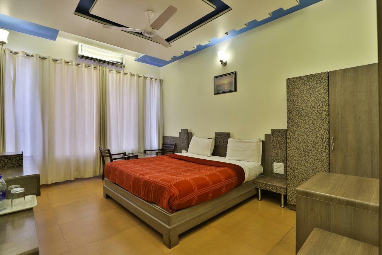 Palette - Hotel Ocean Inn Daman Zewnętrze zdjęcie